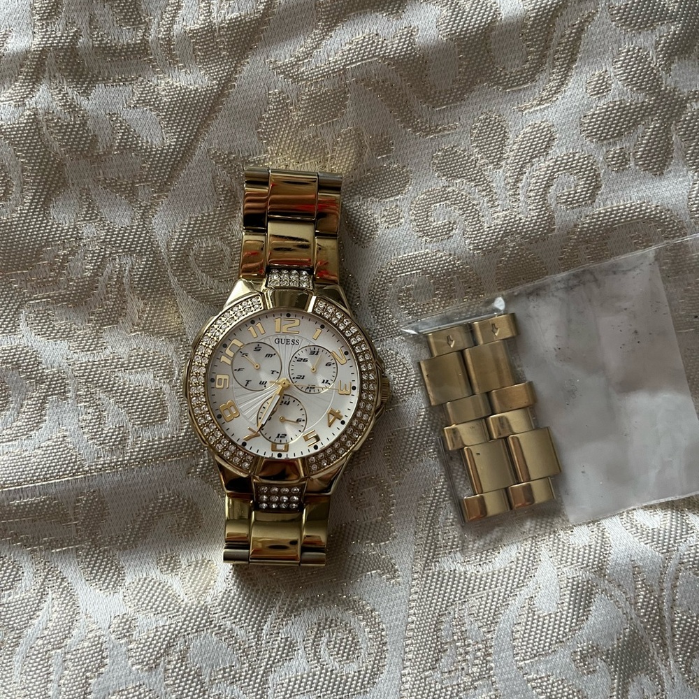 Guess Watch - Picture 11 of 11